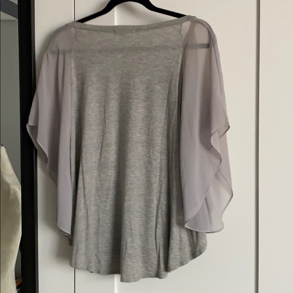 Red Haute Sleeveless Sheer Sleeved Tee - Picture 4 of 7